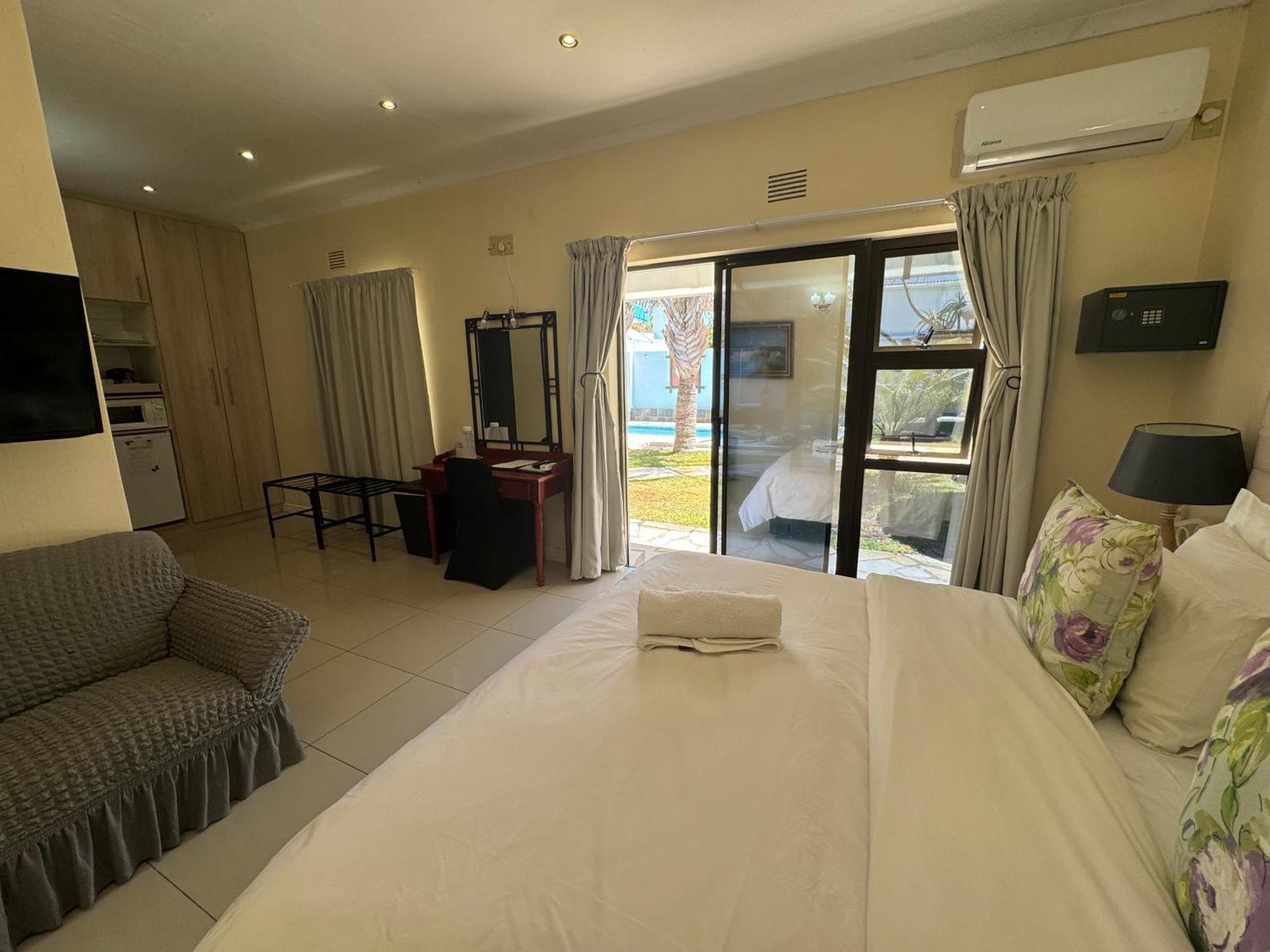 Blue Diamond Lodge & Spa Springbok Buitenkant foto