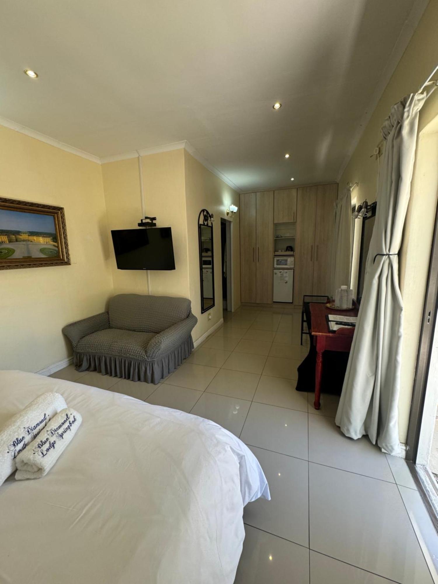 Blue Diamond Lodge & Spa Springbok Buitenkant foto